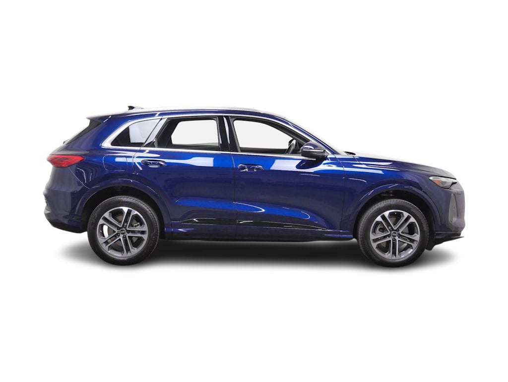 Thumbnail: 2025 Audi Q5 - 13