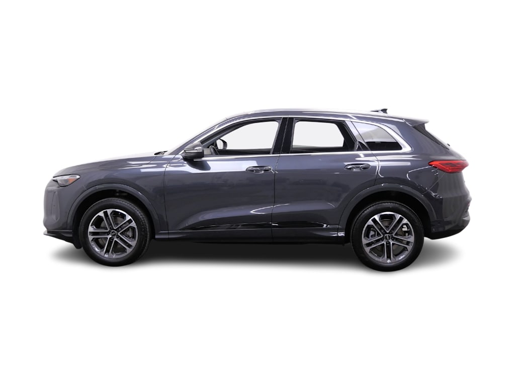 Thumbnail: 2025 Audi Q5 - 3