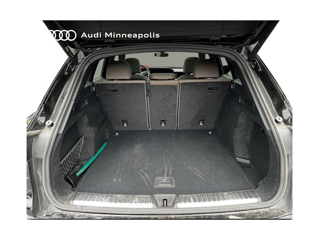 Thumbnail: 2025 Audi Q5 - 11