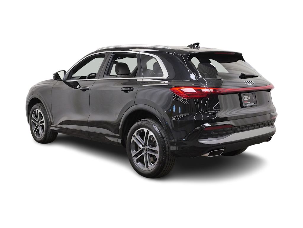 Thumbnail: 2025 Audi Q5 - 4