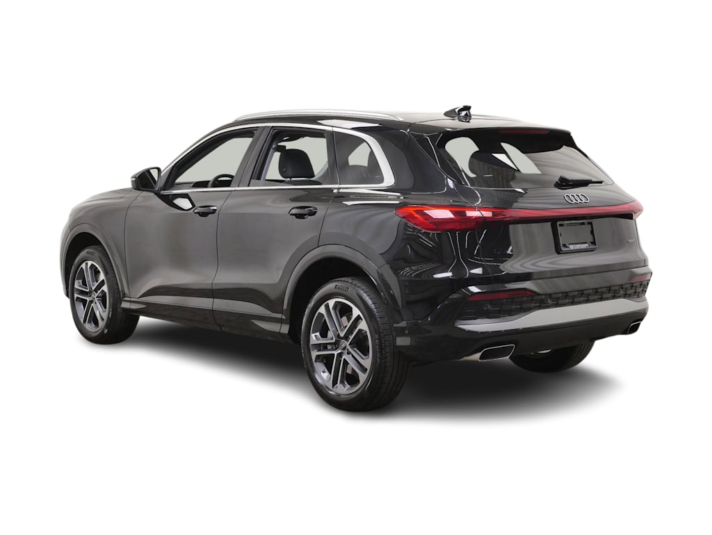 Thumbnail: 2025 Audi Q5 - 4