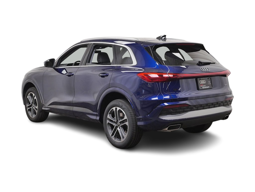 Thumbnail: 2025 Audi Q5 - 4