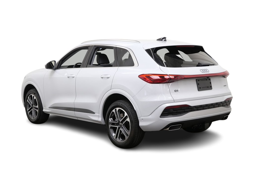 Thumbnail: 2025 Audi Q5 - 4