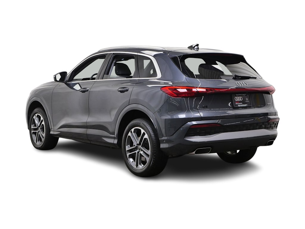 Thumbnail: 2025 Audi Q5 - 4