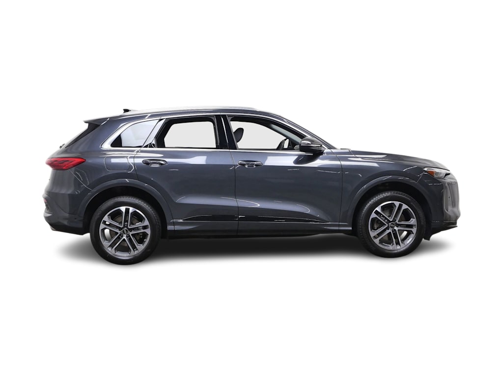 Thumbnail: 2025 Audi Q5 - 12