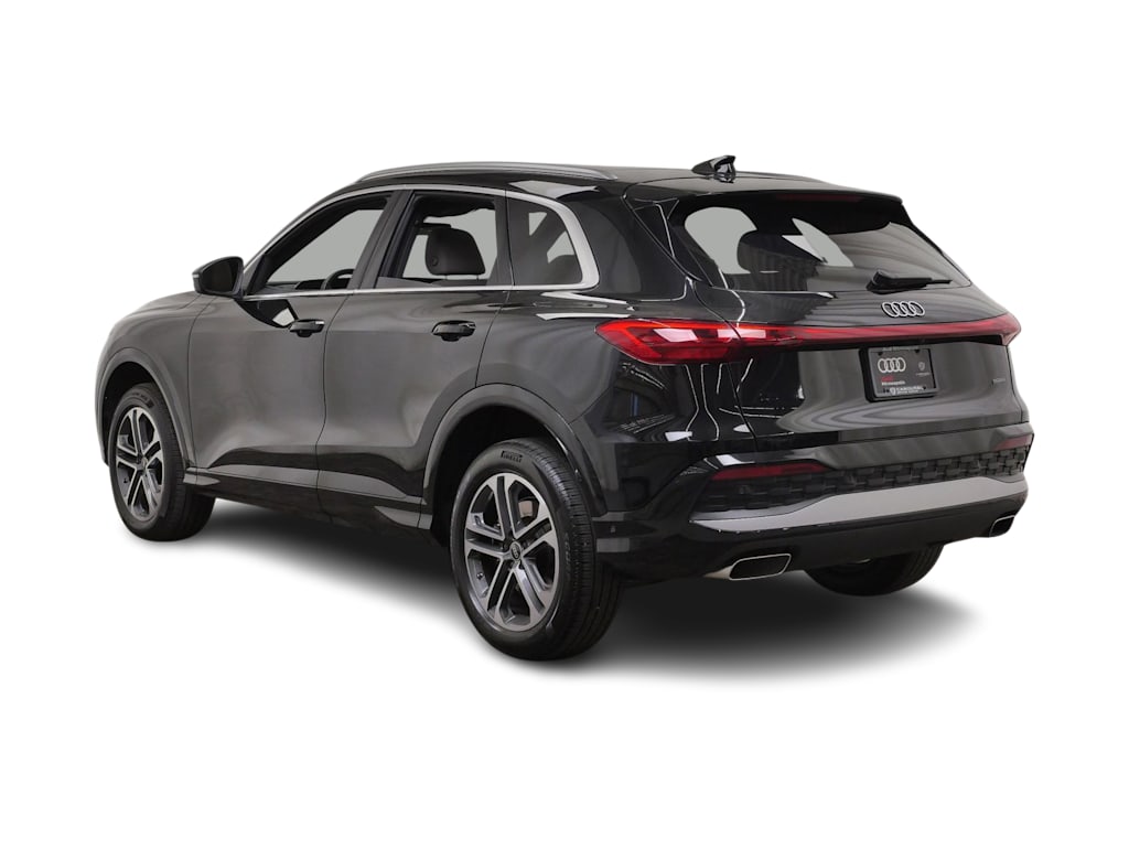 Thumbnail: 2025 Audi Q5 - 4