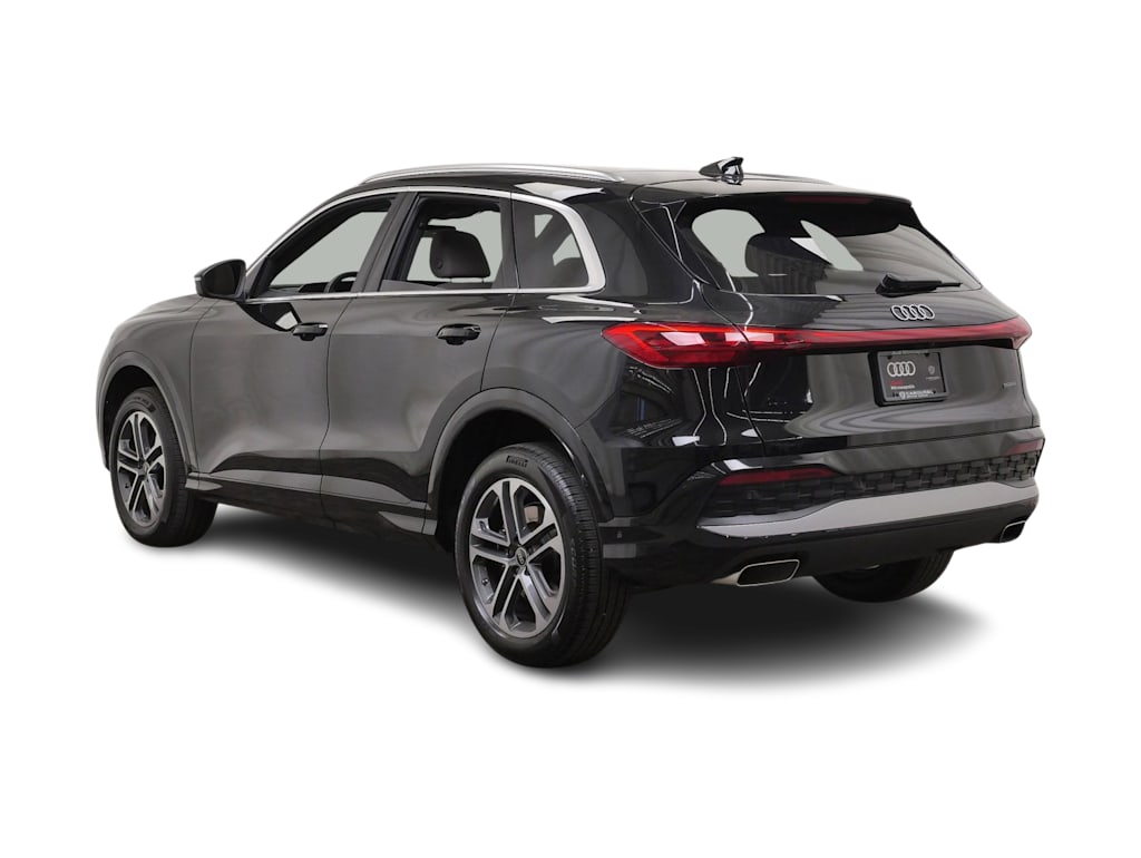 Thumbnail: 2025 Audi Q5 - 4