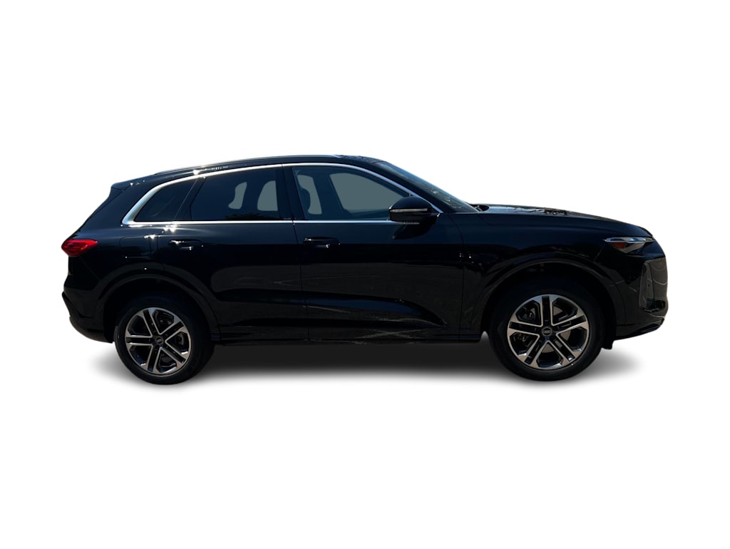 Thumbnail: 2025 Audi Q5 - 9