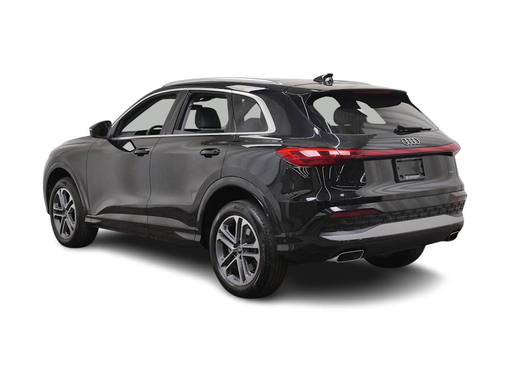Thumbnail: 2025 Audi Q5 - 4
