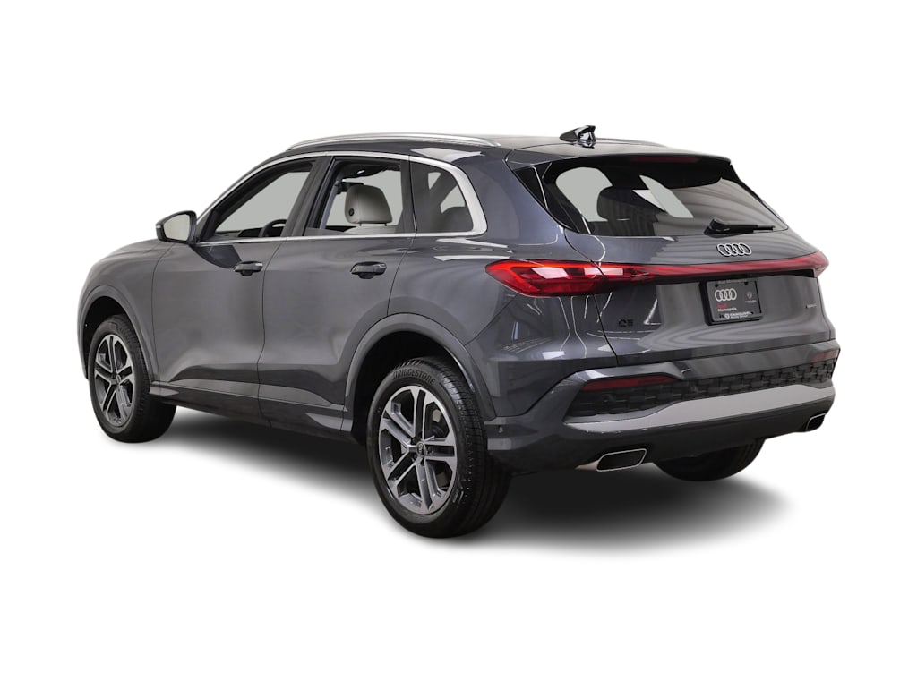 Thumbnail: 2026 Audi Q5 - 4