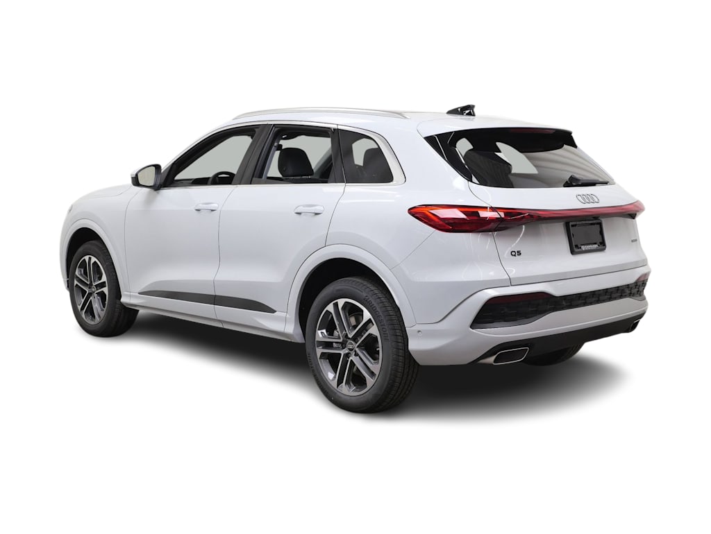 Thumbnail: 2026 Audi Q5 - 4