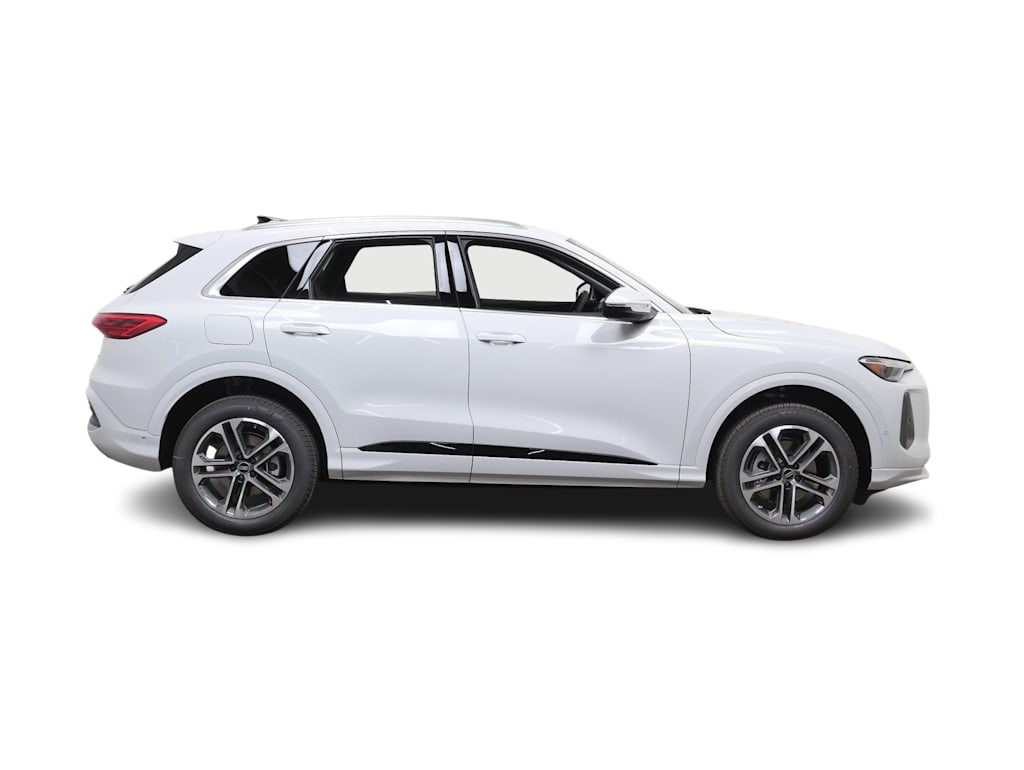 Thumbnail: 2026 Audi Q5 - 10