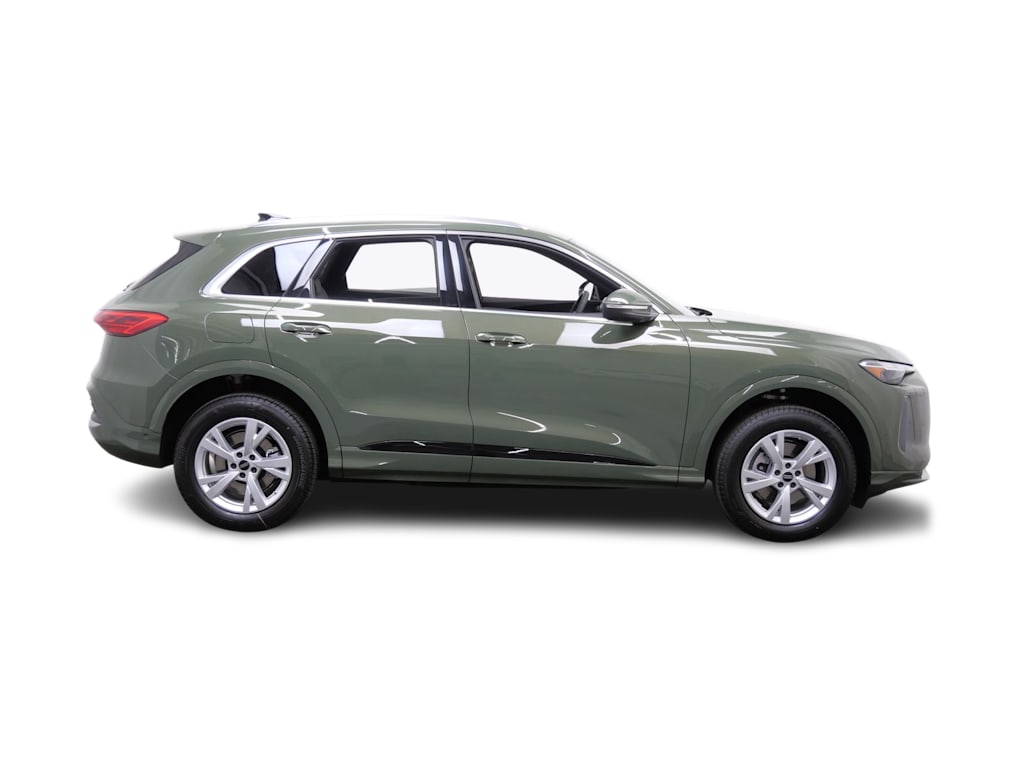 Thumbnail: 2026 Audi Q5 - 10