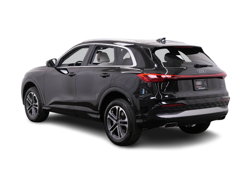Thumbnail: 2026 Audi Q5 - 4