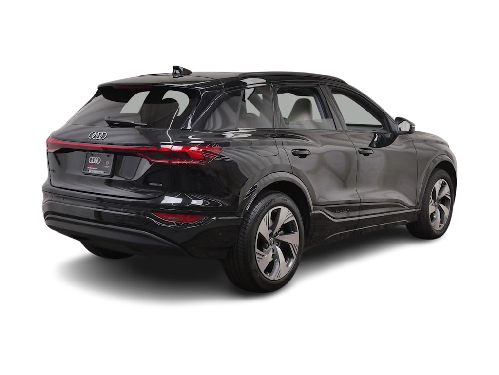 Thumbnail: 2025 Audi Q6 e-tron - 13