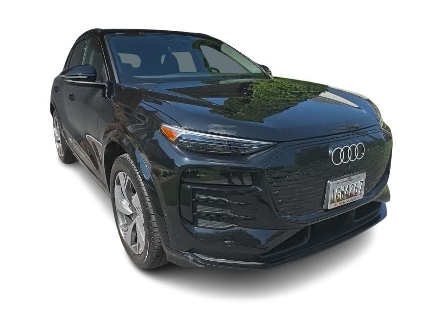 Thumbnail: 2025 Audi Q6 e-tron - 9