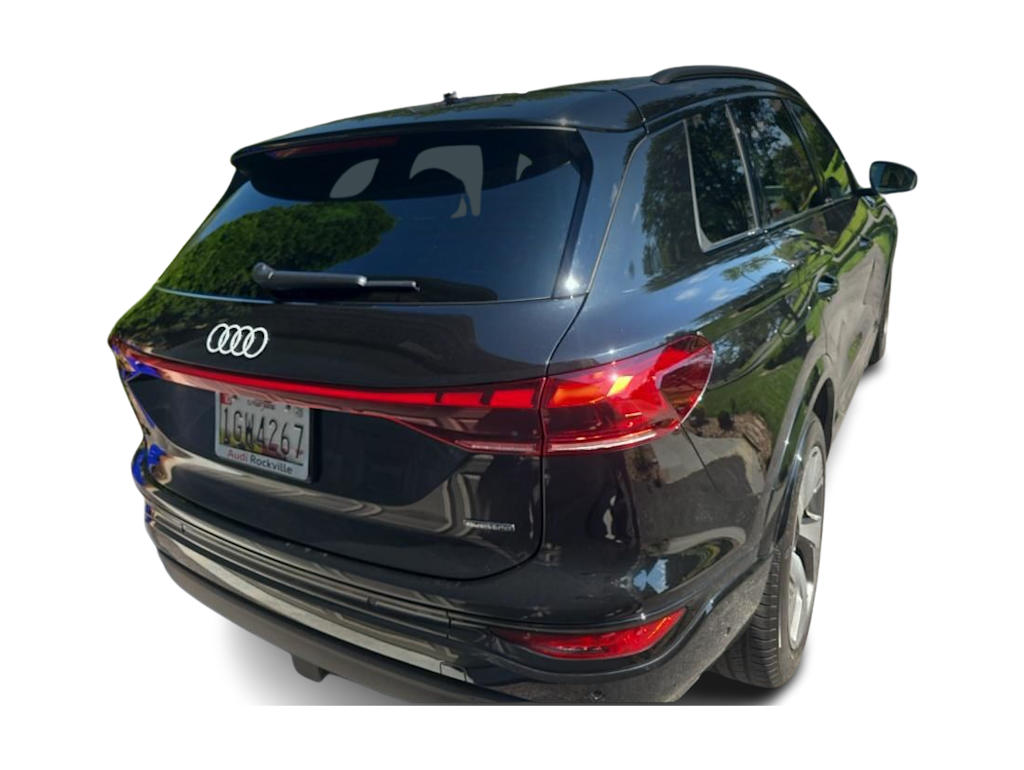 Thumbnail: 2025 Audi Q6 e-tron - 13