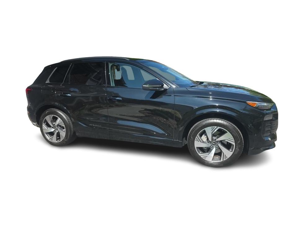 Thumbnail: 2025 Audi Q6 e-tron - 10