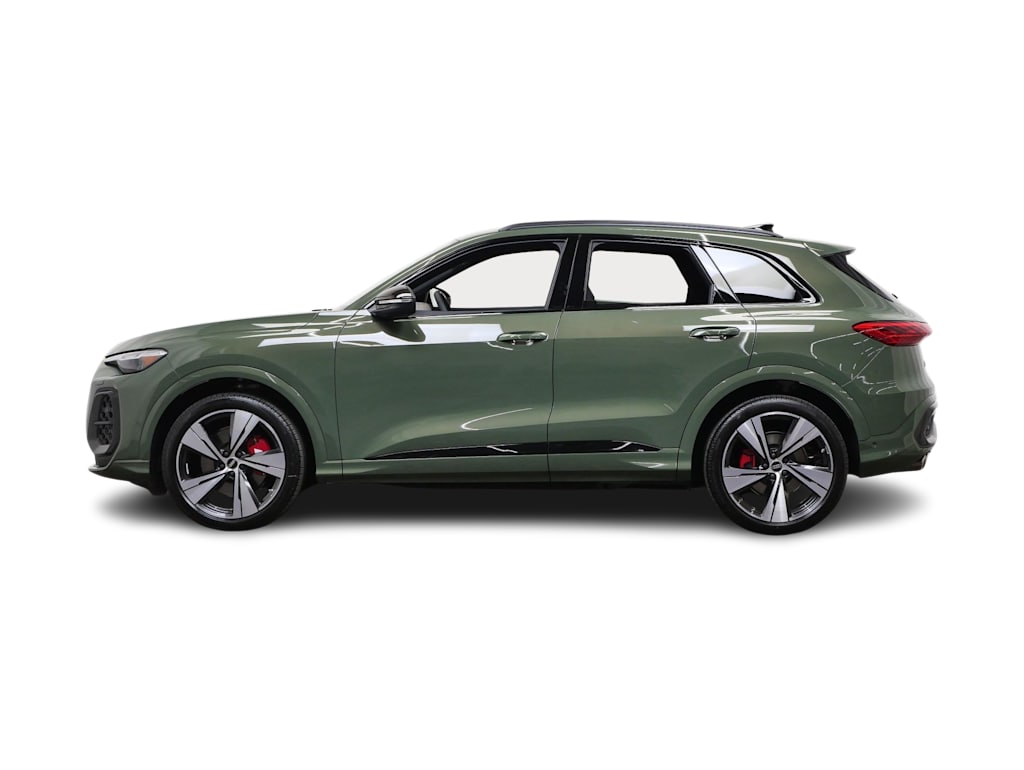 Thumbnail: 2026 Audi SQ5 - 3