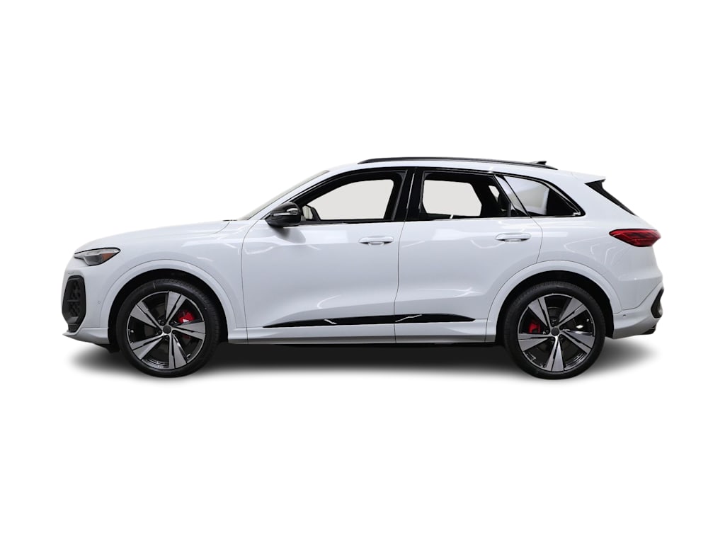 Thumbnail: 2026 Audi SQ5 - 3