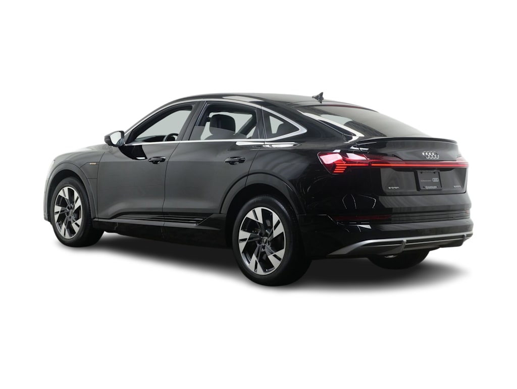 Thumbnail: 2023 Audi e-tron - 4