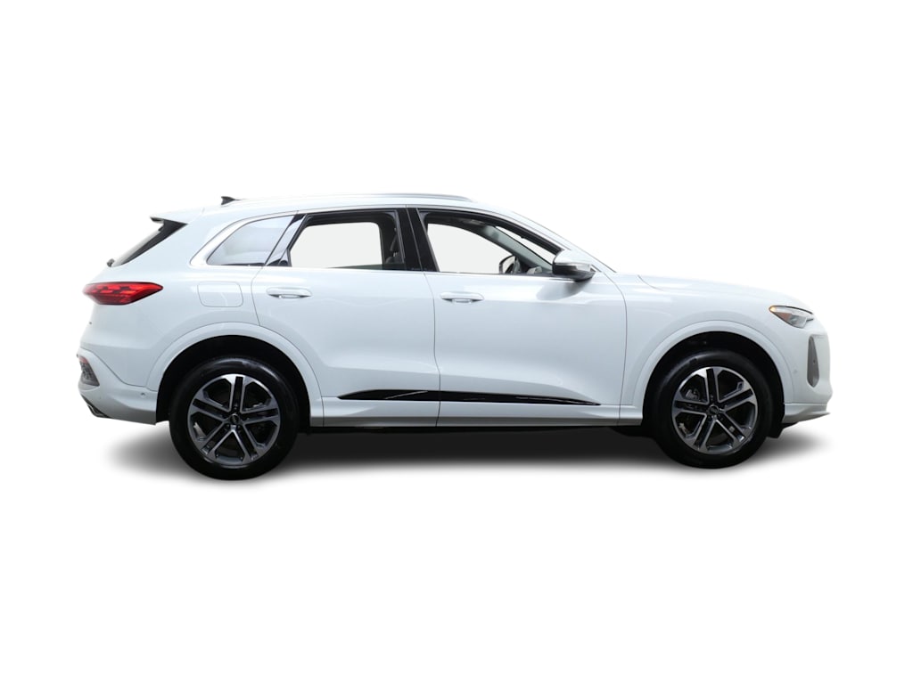 Thumbnail: 2025 Audi Q5 - 14