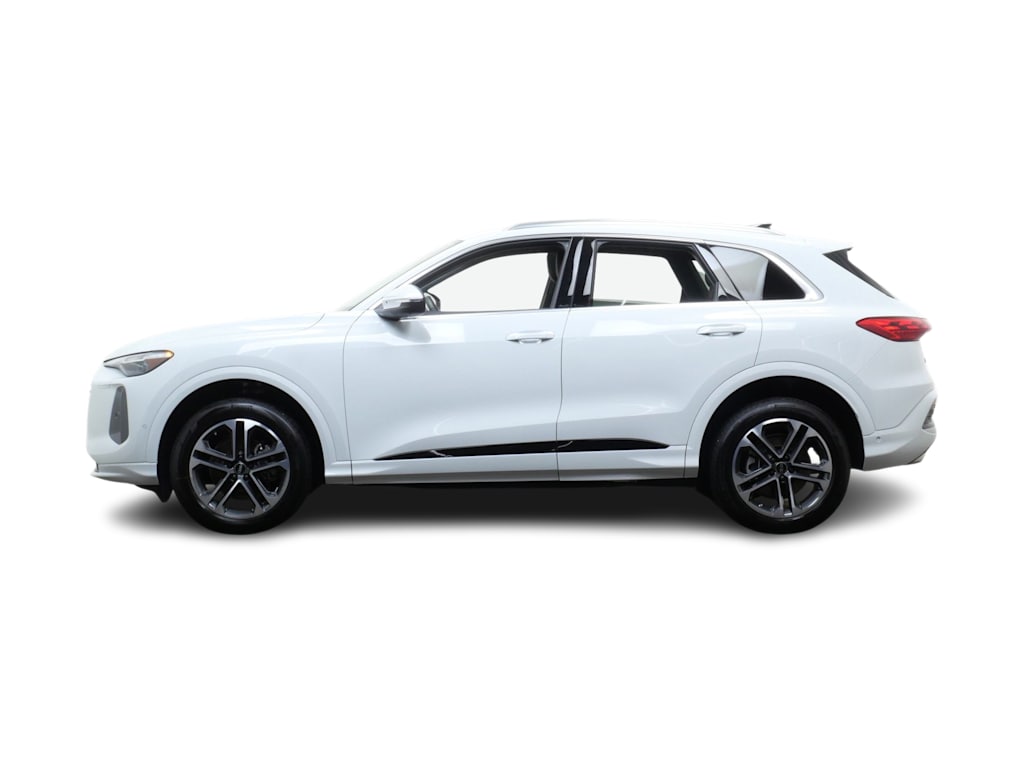 Thumbnail: 2025 Audi Q5 - 3