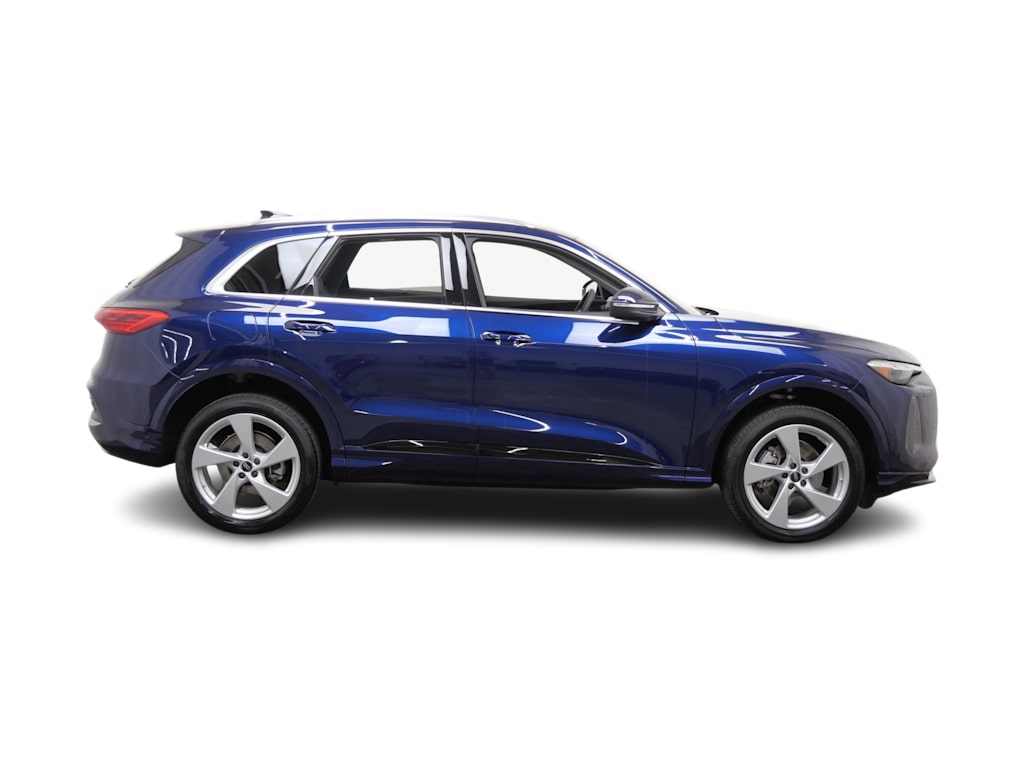 Thumbnail: 2025 Audi Q5 - 12