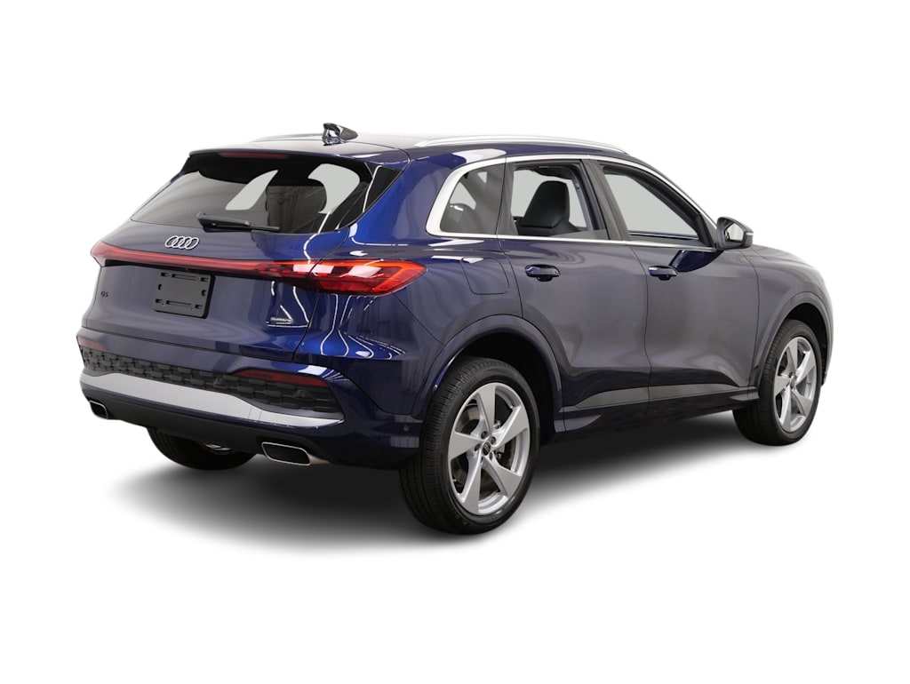 Thumbnail: 2025 Audi Q5 - 11