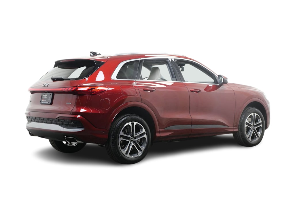 Thumbnail: 2026 Audi Q5 - 9