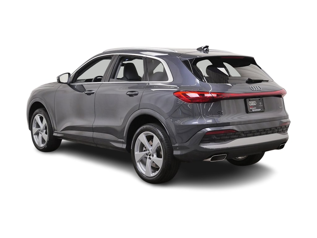 Thumbnail: 2025 Audi Q5 - 4