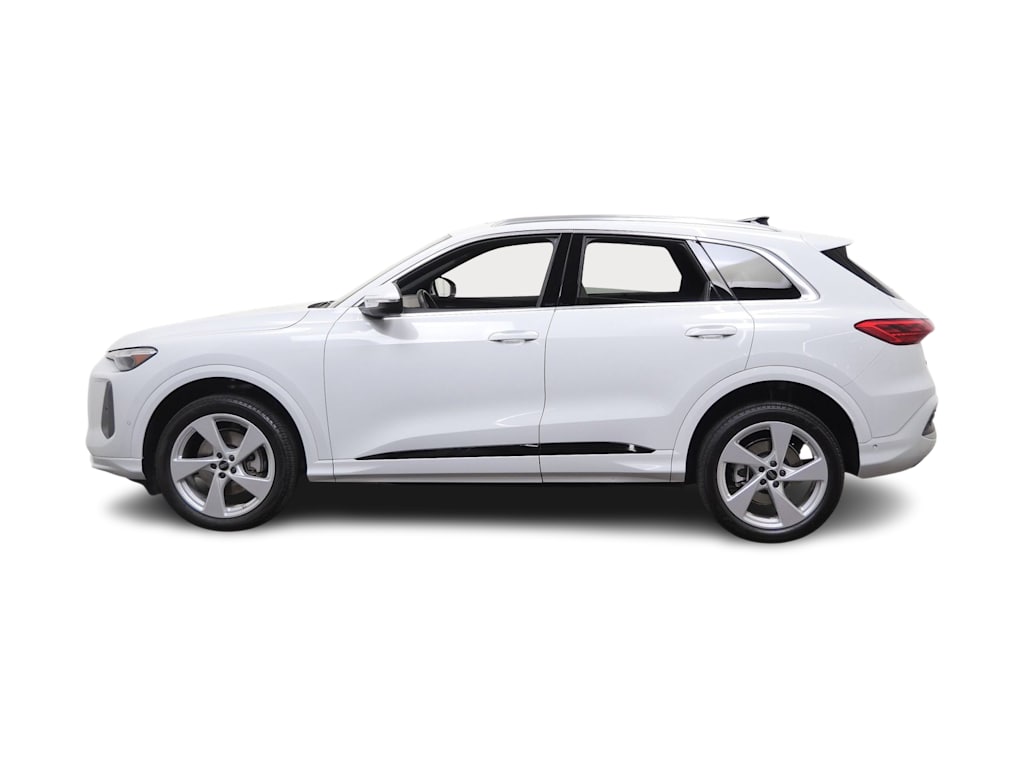 Thumbnail: 2025 Audi Q5 - 3