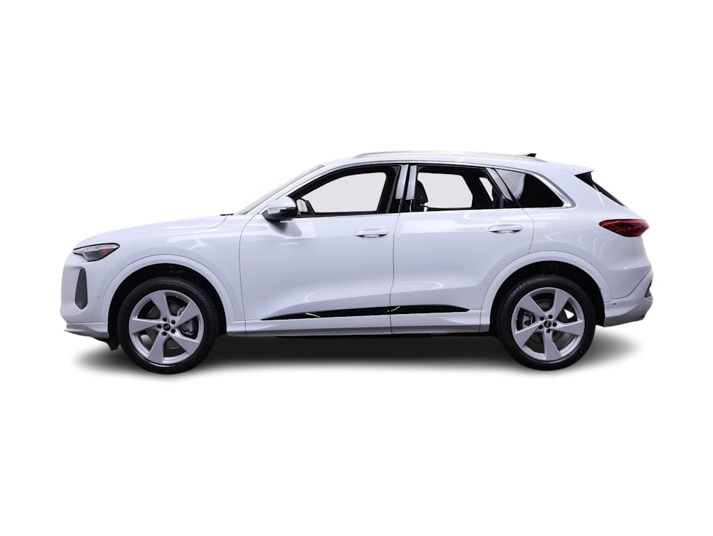 Thumbnail: 2026 Audi Q5 - 3