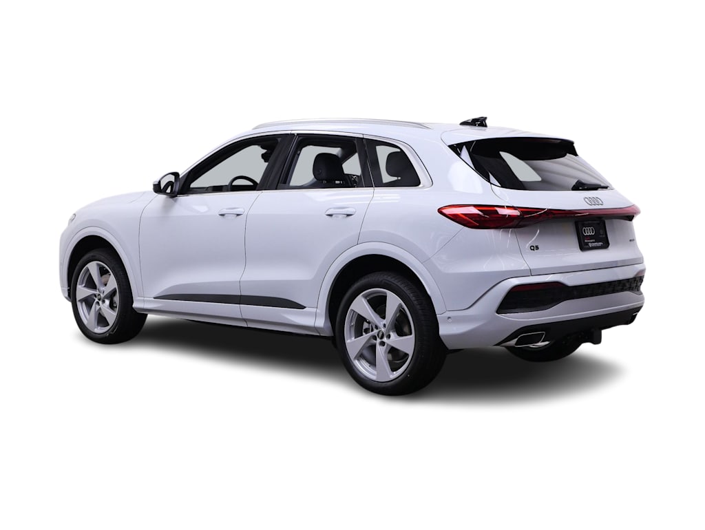Thumbnail: 2026 Audi Q5 - 4
