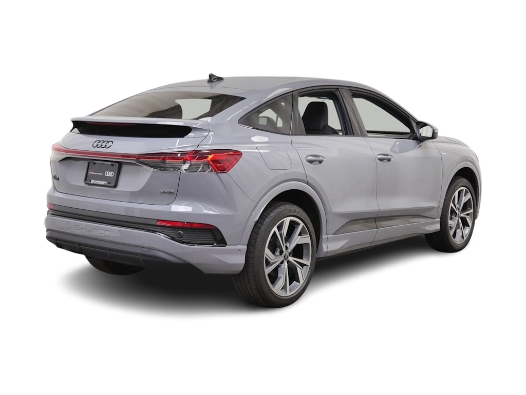 Thumbnail: 2023 Audi Q4 e-tron - 12