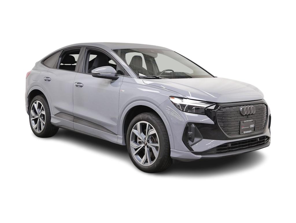Thumbnail: 2023 Audi Q4 e-tron - 14