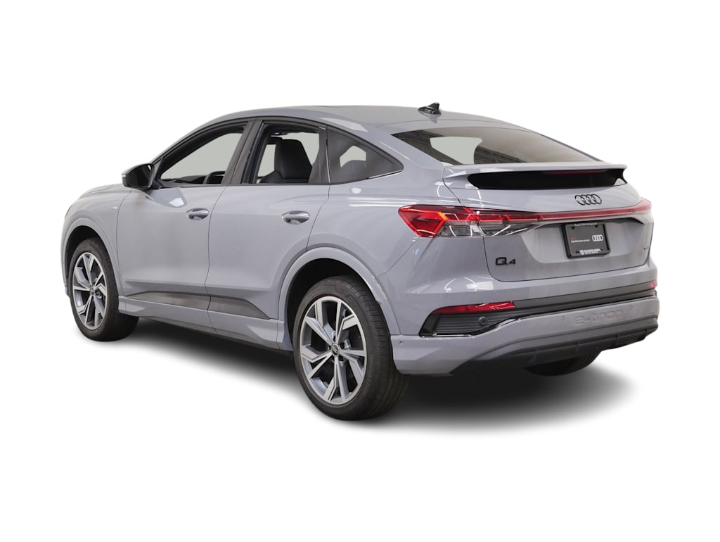 Thumbnail: 2023 Audi Q4 e-tron - 4