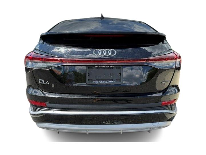 Thumbnail: 2023 Audi Q4 e-tron - 13