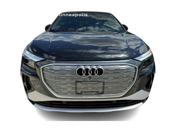 Thumbnail: 2023 Audi Q4 e-tron - 5