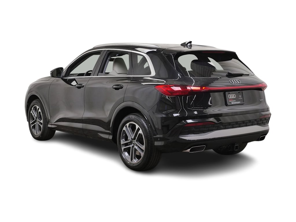 Thumbnail: 2025 Audi Q5 - 4