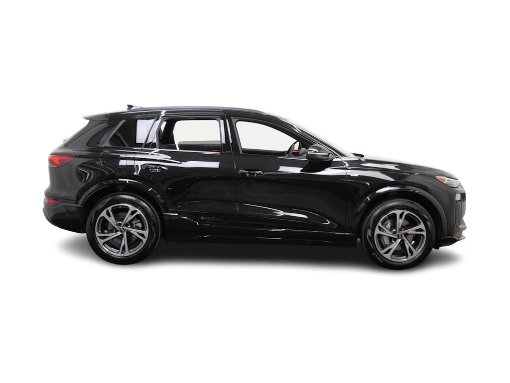 Thumbnail: 2027 Audi Q6 e-tron - 9