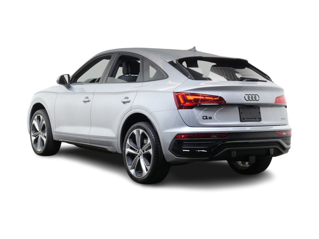 Thumbnail: 2023 Audi Q5 - 4