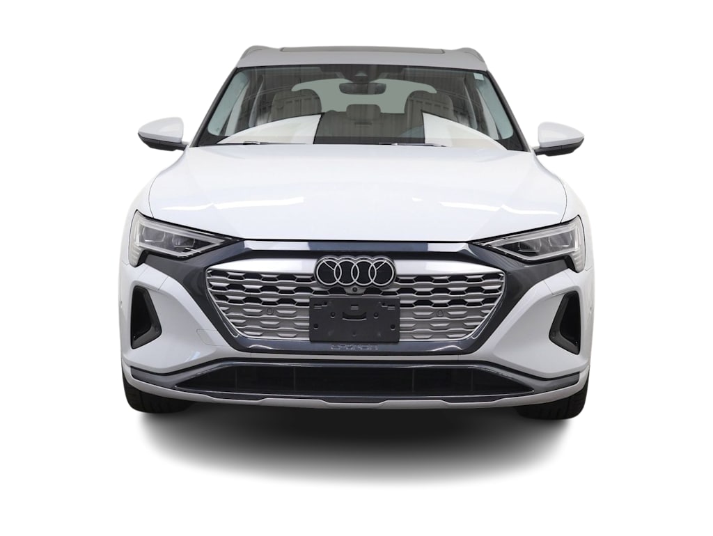 Thumbnail: 2024 Audi Q8 e-tron - 6
