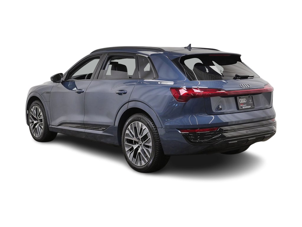 Thumbnail: 2024 Audi Q8 e-tron - 4