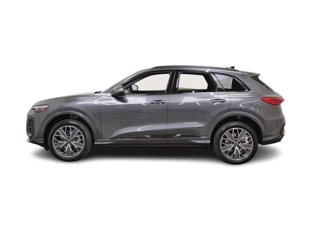 Thumbnail: 2026 Audi Q5 - 3