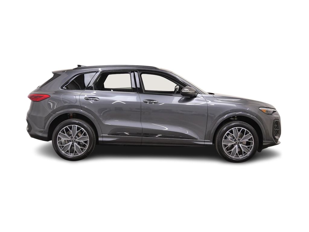 Thumbnail: 2026 Audi Q5 - 10