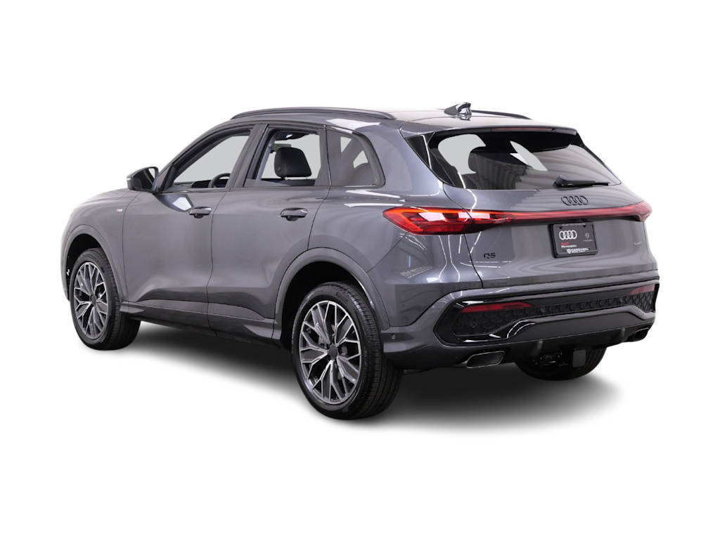 Thumbnail: 2026 Audi Q5 - 4