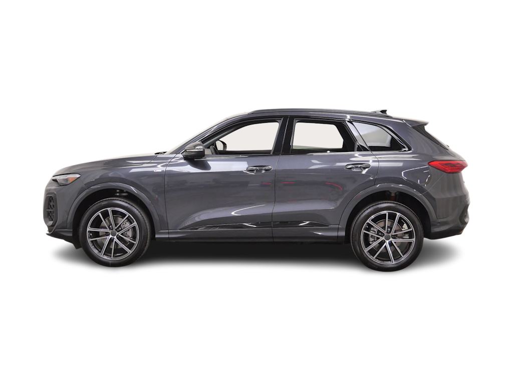 Thumbnail: 2026 Audi Q5 - 3