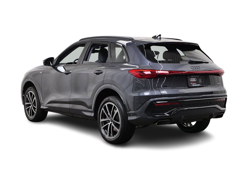 Thumbnail: 2026 Audi Q5 - 4