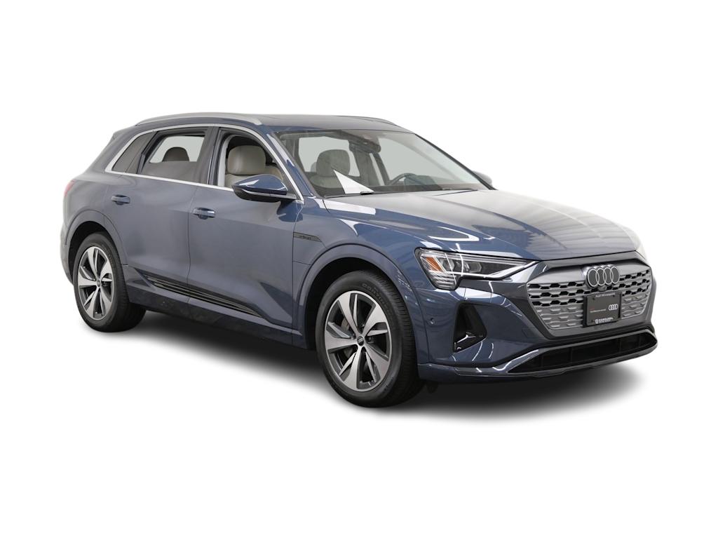 Thumbnail: 2024 Audi Q8 e-tron - 14
